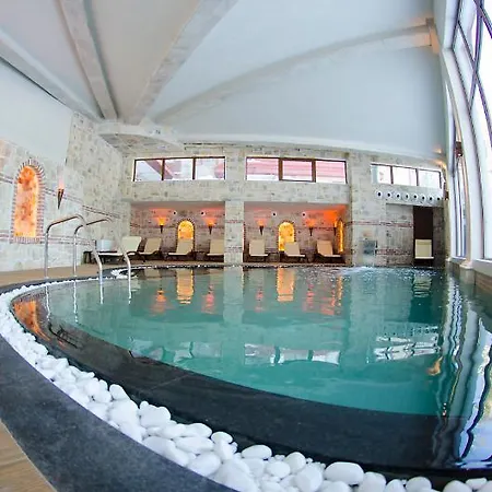 Apart-hotel Complex Kamelia 4*